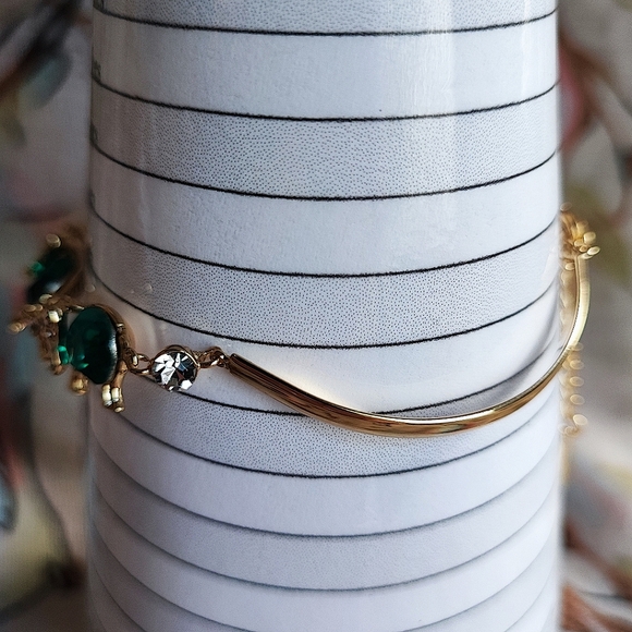 Dark Faceted Teal 18kt Gold Plated Puffed Lucky Elephant Segmented Bracelet NEW - Picture 3 of 11